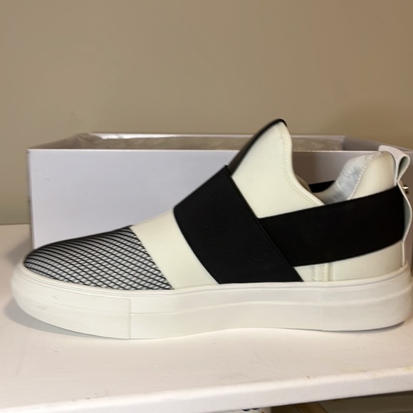 Steve Madden size 10 shoes, brand new in box - Picture 4 of 8